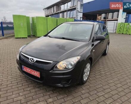 Чорний Хендай i30, об'ємом двигуна 1.4 л та пробігом 161 тис. км за 5700 $, фото 2 на Automoto.ua