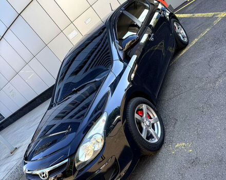 Чорний Хендай i30, об'ємом двигуна 1.6 л та пробігом 190 тис. км за 6300 $, фото 1 на Automoto.ua