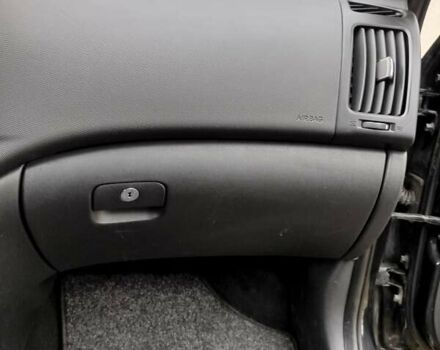 Черный Хендай i30, объемом двигателя 1.4 л и пробегом 215 тыс. км за 5000 $, фото 19 на Automoto.ua