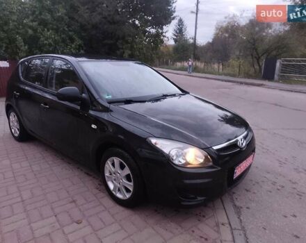 Чорний Хендай i30, об'ємом двигуна 1.4 л та пробігом 158 тис. км за 5750 $, фото 3 на Automoto.ua
