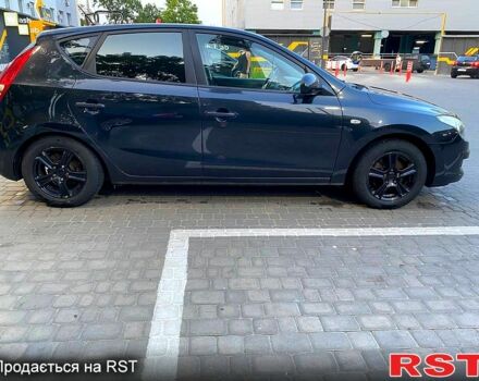 Чорний Хендай i30, об'ємом двигуна 1.4 л та пробігом 194 тис. км за 6000 $, фото 2 на Automoto.ua