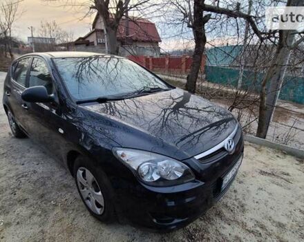 Чорний Хендай i30, об'ємом двигуна 1.4 л та пробігом 272 тис. км за 5300 $, фото 3 на Automoto.ua