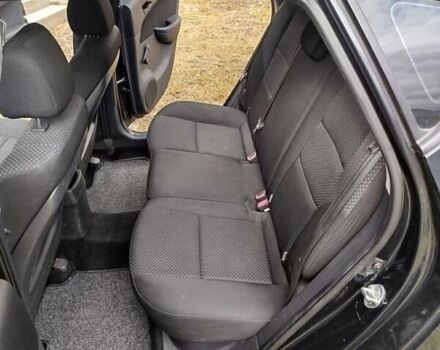 Черный Хендай i30, объемом двигателя 1.4 л и пробегом 215 тыс. км за 5000 $, фото 18 на Automoto.ua