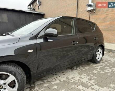 Черный Хендай i30, объемом двигателя 1.4 л и пробегом 180 тыс. км за 4990 $, фото 21 на Automoto.ua