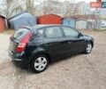 Черный Хендай i30, объемом двигателя 1.4 л и пробегом 314 тыс. км за 5650 $, фото 9 на Automoto.ua