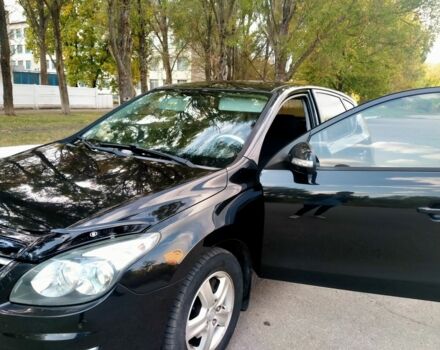 Черный Хендай i30, объемом двигателя 1.6 л и пробегом 290 тыс. км за 5500 $, фото 3 на Automoto.ua