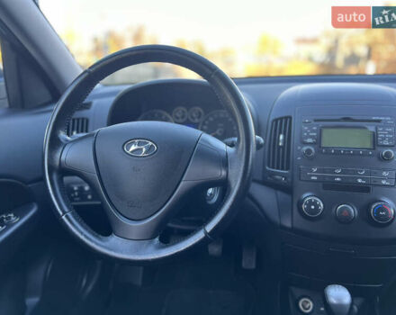 Черный Хендай i30, объемом двигателя 1.4 л и пробегом 167 тыс. км за 6299 $, фото 35 на Automoto.ua