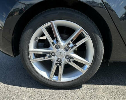 Черный Хендай i30, объемом двигателя 1.6 л и пробегом 194 тыс. км за 9700 $, фото 21 на Automoto.ua