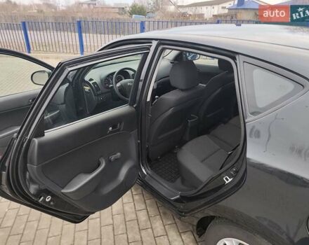 Чорний Хендай i30, об'ємом двигуна 1.4 л та пробігом 161 тис. км за 5700 $, фото 24 на Automoto.ua