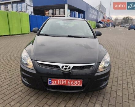 Чорний Хендай i30, об'ємом двигуна 1.4 л та пробігом 161 тис. км за 5700 $, фото 1 на Automoto.ua
