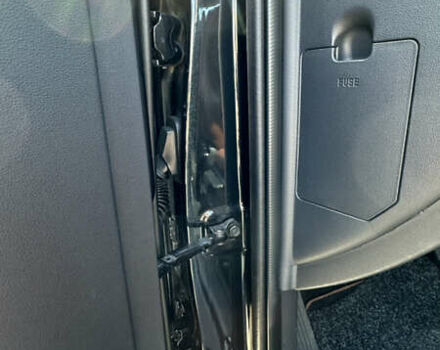 Черный Хендай i30, объемом двигателя 1.6 л и пробегом 194 тыс. км за 9700 $, фото 16 на Automoto.ua