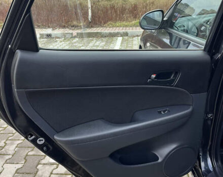 Черный Хендай i30, объемом двигателя 1.4 л и пробегом 140 тыс. км за 6300 $, фото 21 на Automoto.ua
