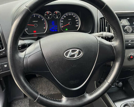 Черный Хендай i30, объемом двигателя 1.4 л и пробегом 140 тыс. км за 6300 $, фото 30 на Automoto.ua