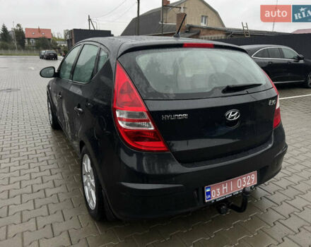 Черный Хендай i30, объемом двигателя 0 л и пробегом 122 тыс. км за 5750 $, фото 2 на Automoto.ua