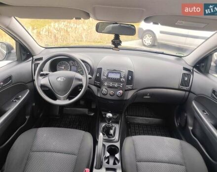 Черный Хендай i30, объемом двигателя 1.4 л и пробегом 160 тыс. км за 5999 $, фото 18 на Automoto.ua