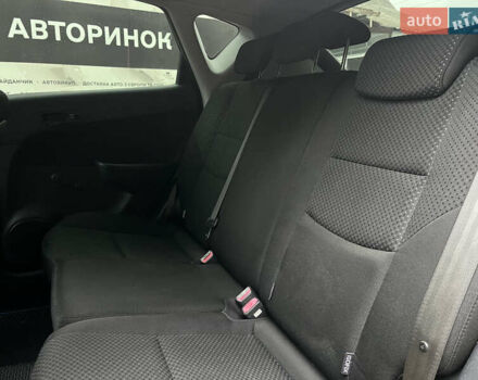 Черный Хендай i30, объемом двигателя 1.4 л и пробегом 240 тыс. км за 6000 $, фото 25 на Automoto.ua