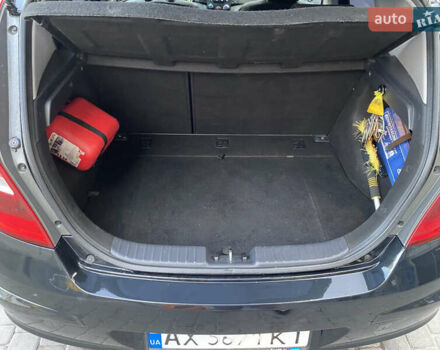 Черный Хендай i30, объемом двигателя 1.4 л и пробегом 194 тыс. км за 6000 $, фото 13 на Automoto.ua