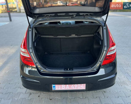 Черный Хендай i30, объемом двигателя 1.4 л и пробегом 167 тыс. км за 6299 $, фото 50 на Automoto.ua