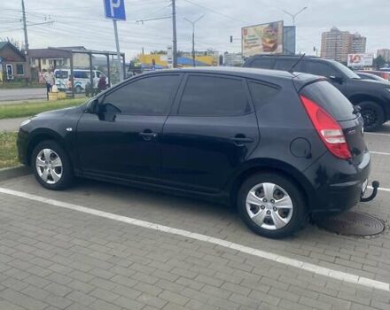 Черный Хендай i30, объемом двигателя 1.4 л и пробегом 240 тыс. км за 6500 $, фото 1 на Automoto.ua