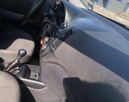 Черный Хендай i30, объемом двигателя 1.4 л и пробегом 210 тыс. км за 6400 $, фото 5 на Automoto.ua