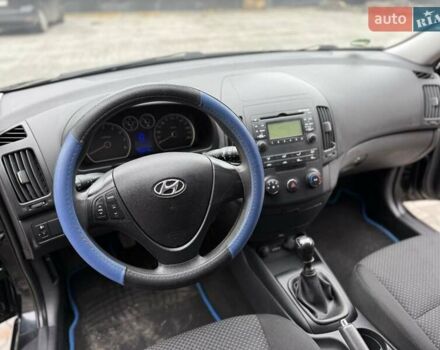 Черный Хендай i30, объемом двигателя 1.4 л и пробегом 180 тыс. км за 4990 $, фото 32 на Automoto.ua