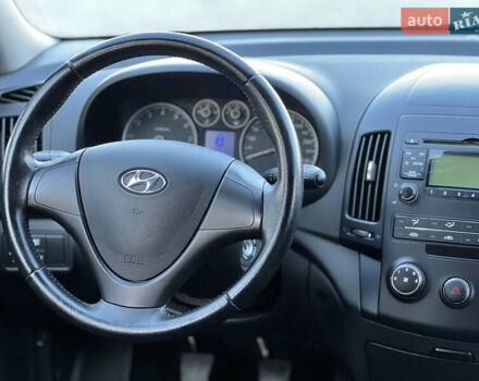 Черный Хендай i30, объемом двигателя 1.4 л и пробегом 167 тыс. км за 6299 $, фото 36 на Automoto.ua