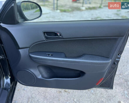 Черный Хендай i30, объемом двигателя 1.4 л и пробегом 167 тыс. км за 6299 $, фото 45 на Automoto.ua