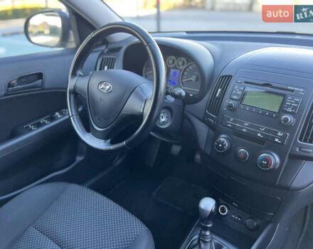 Черный Хендай i30, объемом двигателя 1.4 л и пробегом 167 тыс. км за 6299 $, фото 32 на Automoto.ua