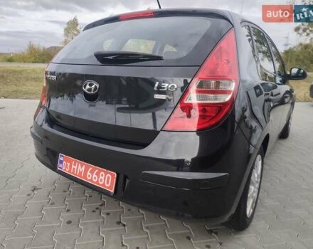 Черный Хендай i30, объемом двигателя 1.4 л и пробегом 160 тыс. км за 5999 $, фото 8 на Automoto.ua