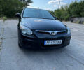 Черный Хендай i30, объемом двигателя 1.6 л и пробегом 250 тыс. км за 5700 $, фото 1 на Automoto.ua