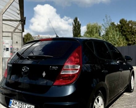 Черный Хендай i30, объемом двигателя 1.4 л и пробегом 147 тыс. км за 6800 $, фото 4 на Automoto.ua