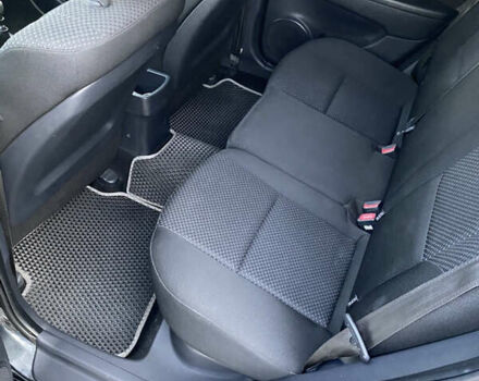 Черный Хендай i30, объемом двигателя 1.4 л и пробегом 194 тыс. км за 6000 $, фото 12 на Automoto.ua