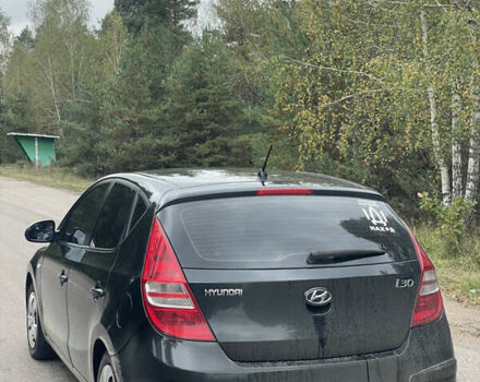 Чорний Хендай i30, об'ємом двигуна 1.4 л та пробігом 223 тис. км за 5500 $, фото 5 на Automoto.ua
