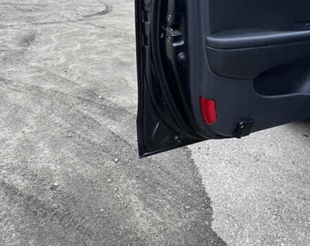 Черный Хендай i30, объемом двигателя 1.6 л и пробегом 255 тыс. км за 6800 $, фото 4 на Automoto.ua