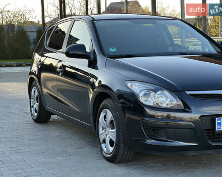 Черный Хендай i30, объемом двигателя 1.4 л и пробегом 167 тыс. км за 6299 $, фото 9 на Automoto.ua