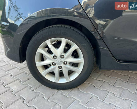 Чорний Хендай i30, об'ємом двигуна 1.4 л та пробігом 248 тис. км за 6950 $, фото 11 на Automoto.ua