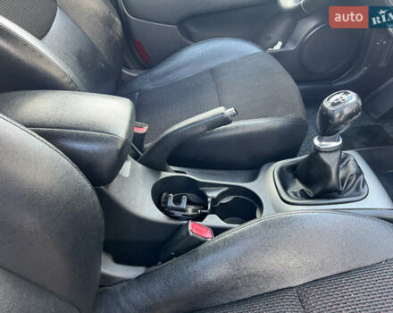 Чорний Хендай i30, об'ємом двигуна 1.4 л та пробігом 248 тис. км за 6950 $, фото 28 на Automoto.ua
