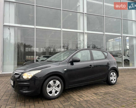 Чорний Хендай i30, об'ємом двигуна 1.4 л та пробігом 247 тис. км за 5800 $, фото 1 на Automoto.ua