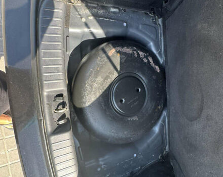 Черный Хендай i30, объемом двигателя 1.4 л и пробегом 215 тыс. км за 6000 $, фото 5 на Automoto.ua