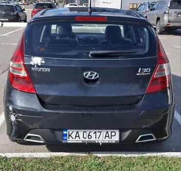 Чорний Хендай i30, об'ємом двигуна 1.58 л та пробігом 239 тис. км за 5000 $, фото 1 на Automoto.ua