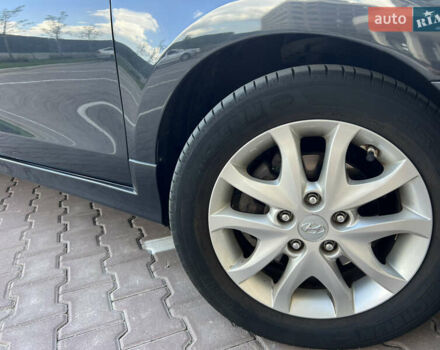 Чорний Хендай i30, об'ємом двигуна 1.4 л та пробігом 248 тис. км за 6950 $, фото 9 на Automoto.ua