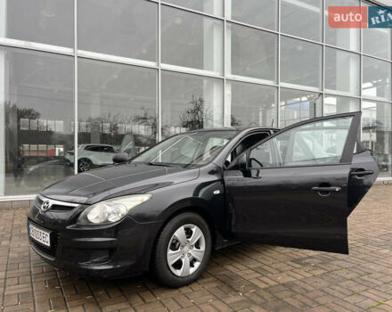Чорний Хендай i30, об'ємом двигуна 1.4 л та пробігом 247 тис. км за 5800 $, фото 16 на Automoto.ua
