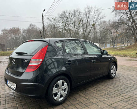 Чорний Хендай i30, об'ємом двигуна 1.4 л та пробігом 247 тис. км за 5800 $, фото 6 на Automoto.ua