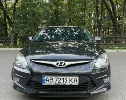 Черный Хендай i30, объемом двигателя 1.58 л и пробегом 285 тыс. км за 6300 $, фото 1 на Automoto.ua