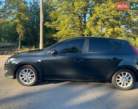 Черный Хендай i30, объемом двигателя 1.6 л и пробегом 219 тыс. км за 4700 $, фото 3 на Automoto.ua