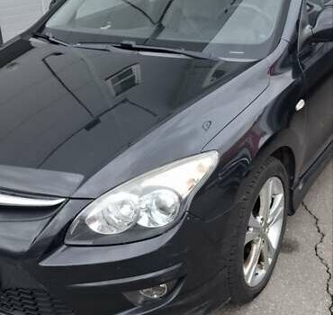 Чорний Хендай i30, об'ємом двигуна 1.58 л та пробігом 239 тис. км за 5000 $, фото 11 на Automoto.ua