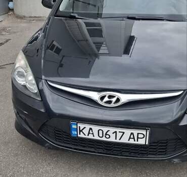 Чорний Хендай i30, об'ємом двигуна 1.58 л та пробігом 239 тис. км за 5000 $, фото 9 на Automoto.ua