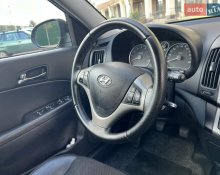Чорний Хендай i30, об'ємом двигуна 1.4 л та пробігом 248 тис. км за 6950 $, фото 27 на Automoto.ua
