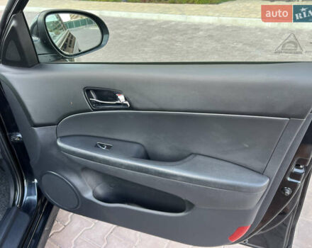 Чорний Хендай i30, об'ємом двигуна 1.4 л та пробігом 248 тис. км за 6950 $, фото 24 на Automoto.ua