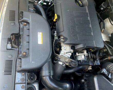 Чорний Хендай i30, об'ємом двигуна 1.6 л та пробігом 285 тис. км за 6400 $, фото 4 на Automoto.ua